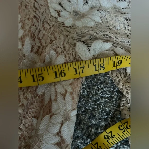 CUPSHE NWT Peach/Cream Floral Lace Faux Wrap size Large - Picture 9 of 11